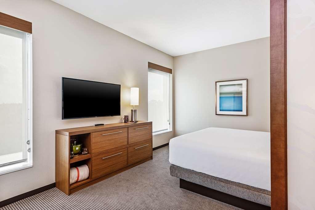 Hyatt Place Tampa/Wesley Chapel Луц Стая снимка